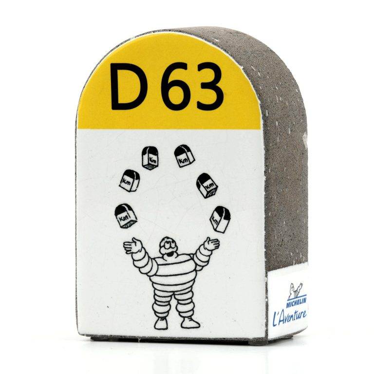 Bornes jaune D63 (4) - souvenir
